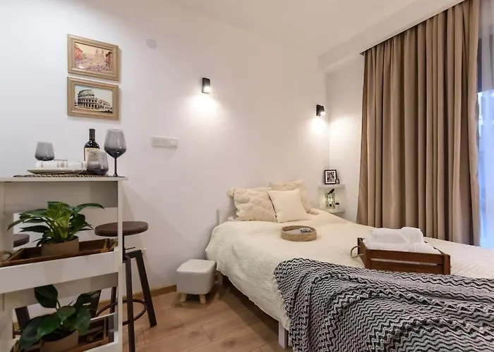 Апартамент Ski&stay